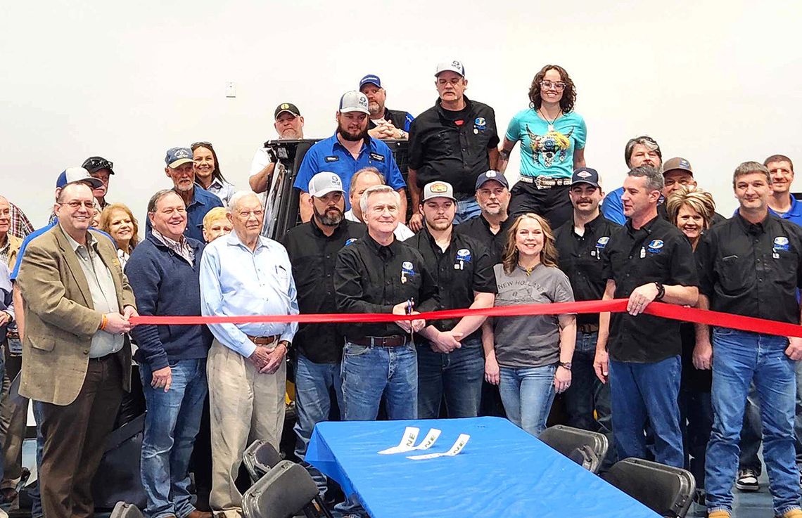 Nor-Tex Tractor celebrates grand opening
