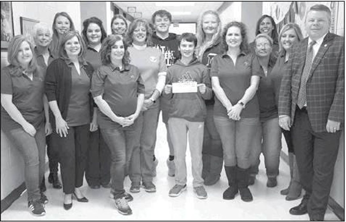 Redwater Key Club makes donation
