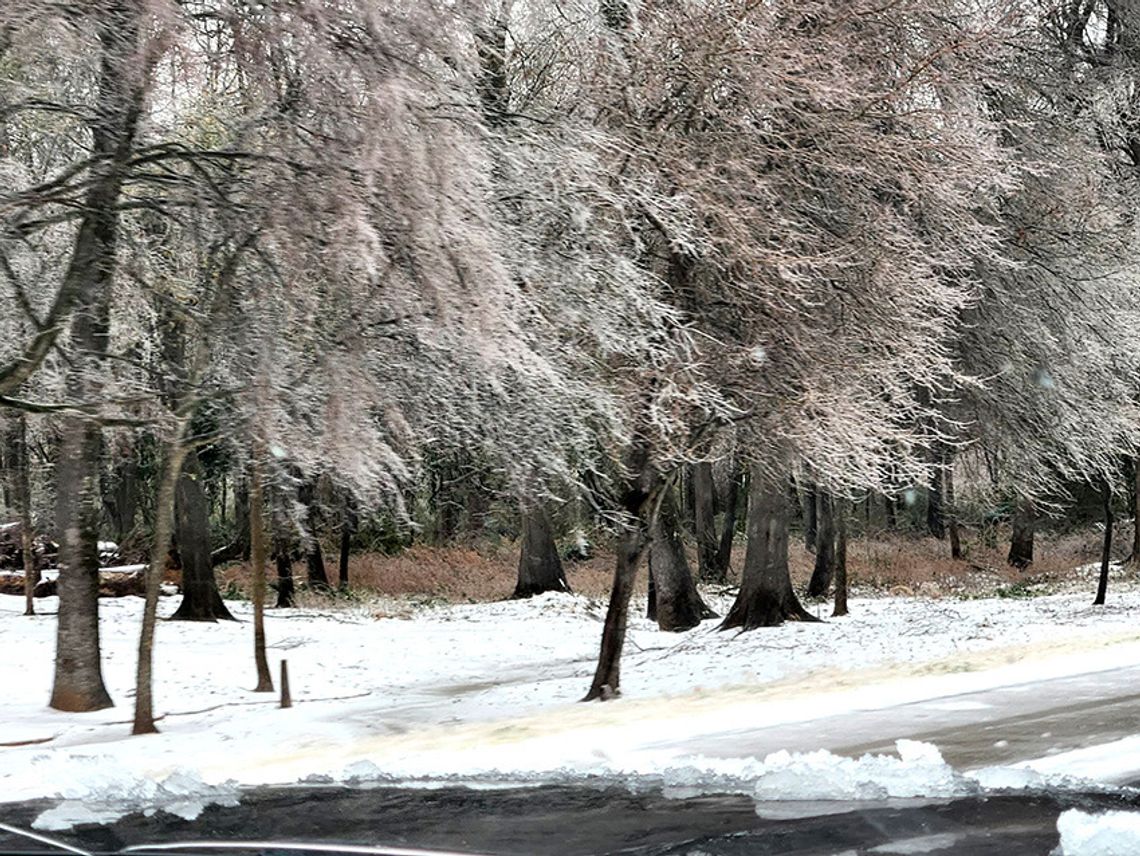Storms brewing as things get chilly at Avery City Hall