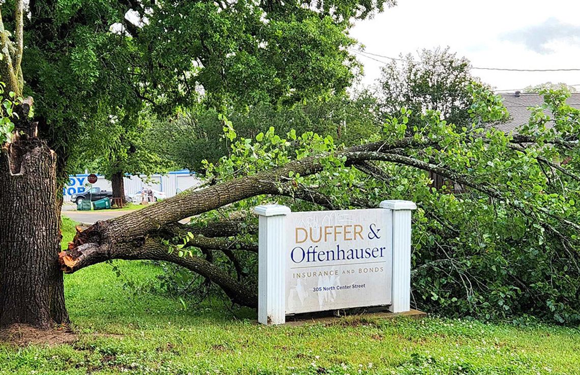 Storms bring minor damage but thousands without power in Bowie County